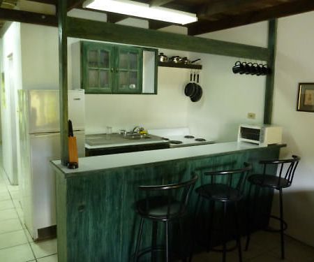 Summerland Suites Bon Accord Village 外观 照片