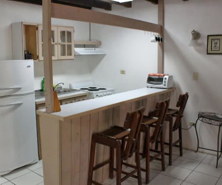 Summerland Suites Bon Accord Village 外观 照片